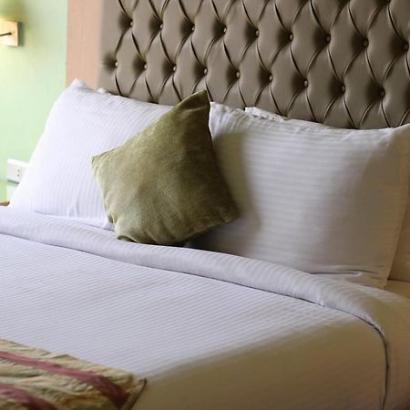 Santana Hotel Cairo Giza Екстериор снимка