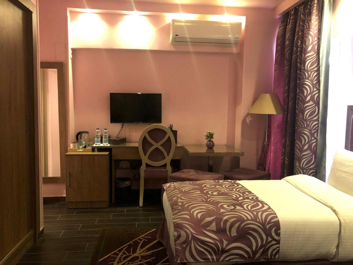 Santana Hotel Cairo Giza Екстериор снимка