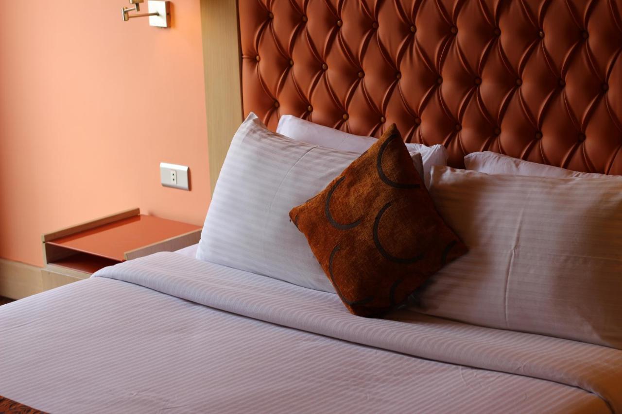 Santana Hotel Cairo Giza Екстериор снимка