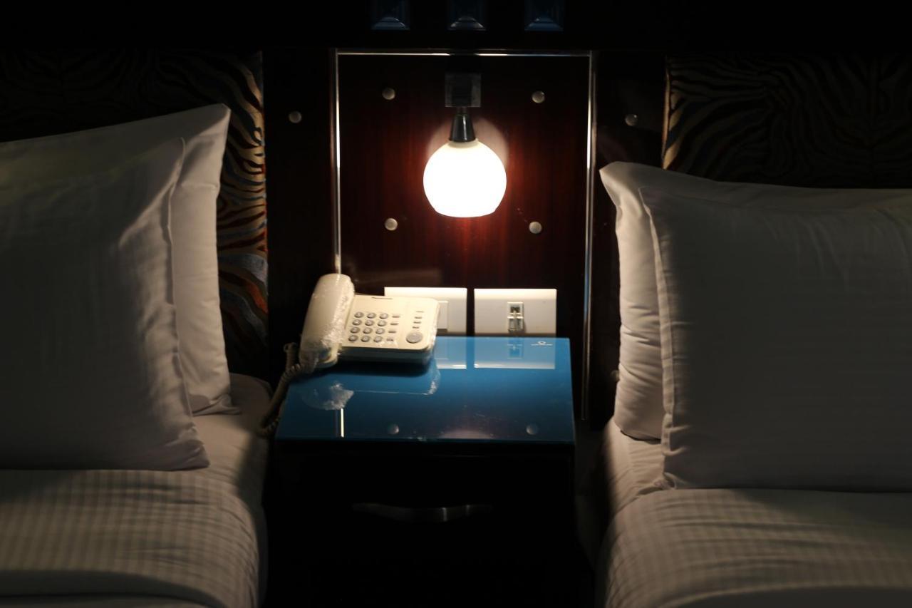 Santana Hotel Cairo Giza Екстериор снимка