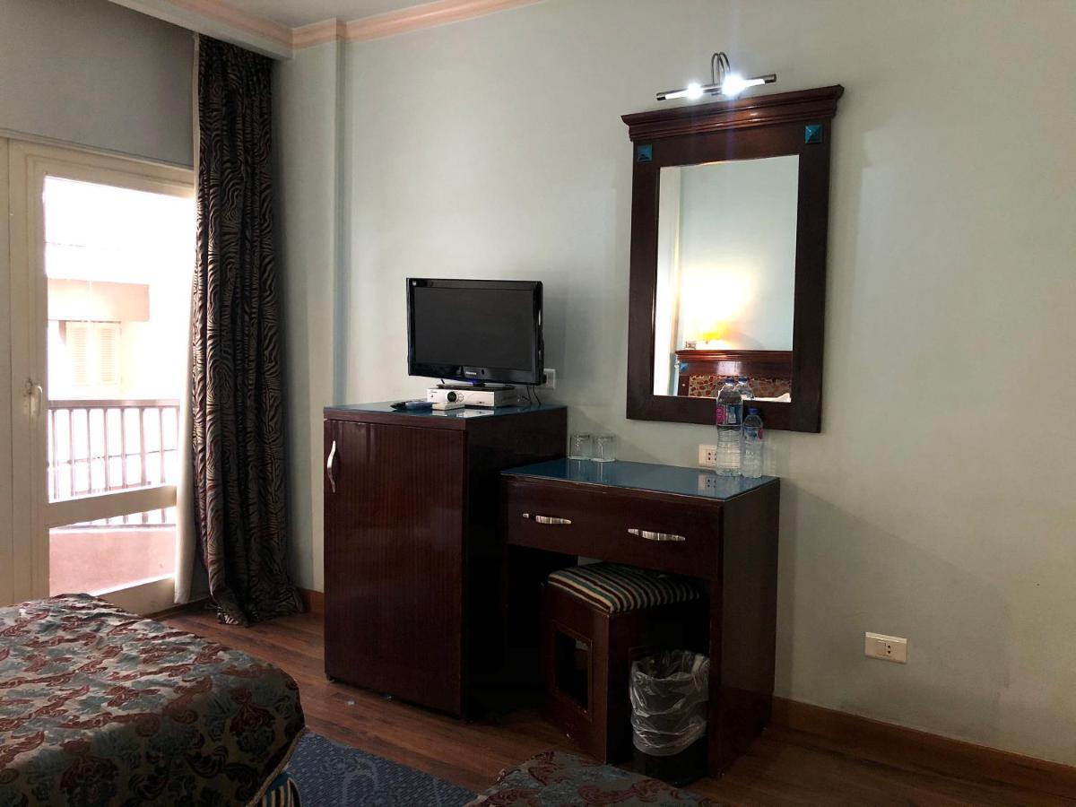 Santana Hotel Cairo Giza Екстериор снимка