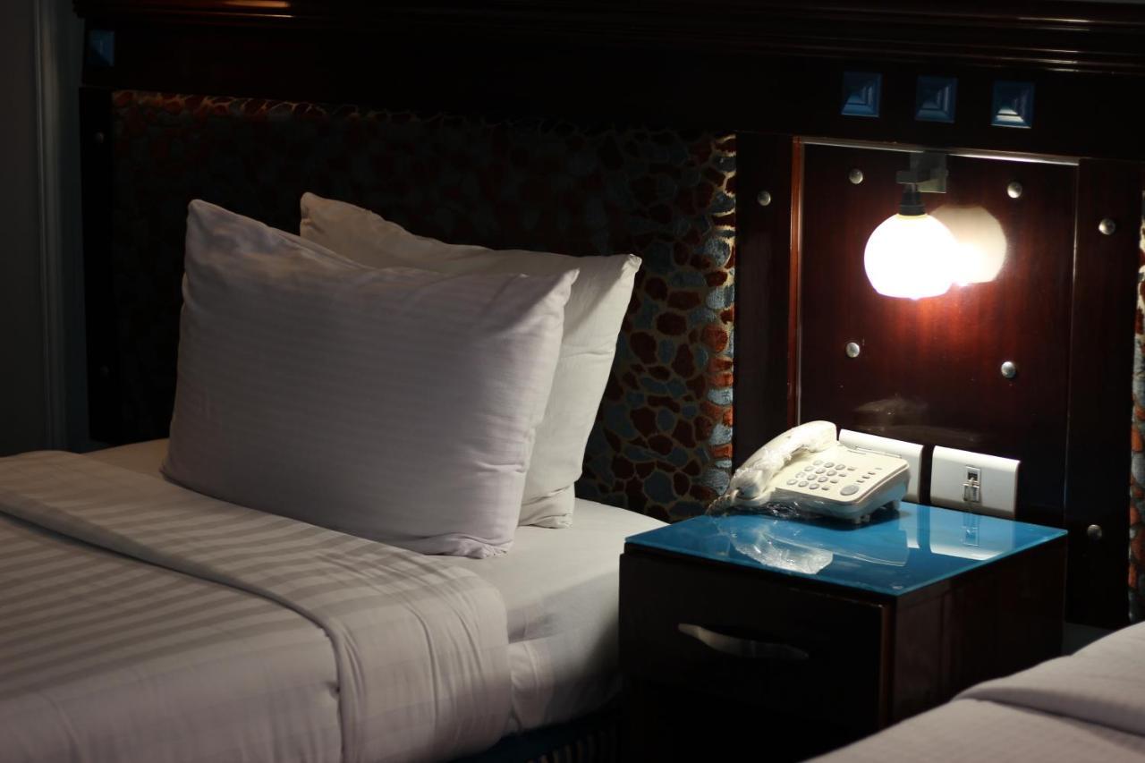 Santana Hotel Cairo Giza Екстериор снимка